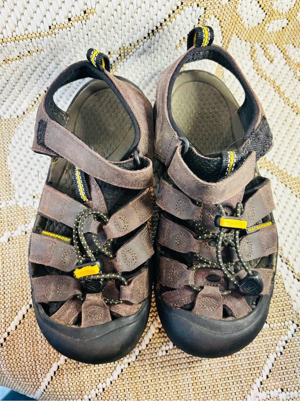 Keen Newport Fisherman Leather Sandals Brown Closed‑Toe Outdoor Shoes Boys Sz 3